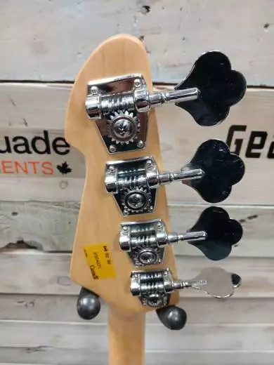 Peavey Milestone Bass 3TSB 2