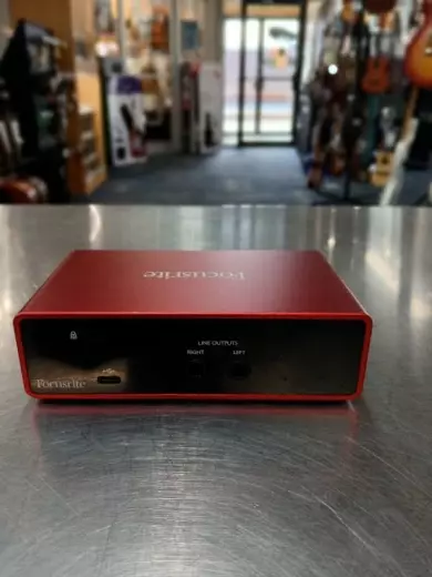 Focusrite - SCARLETTSOLOMK3 2