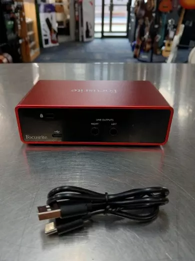 Focusrite - SCARLETTSOLOMK3 2