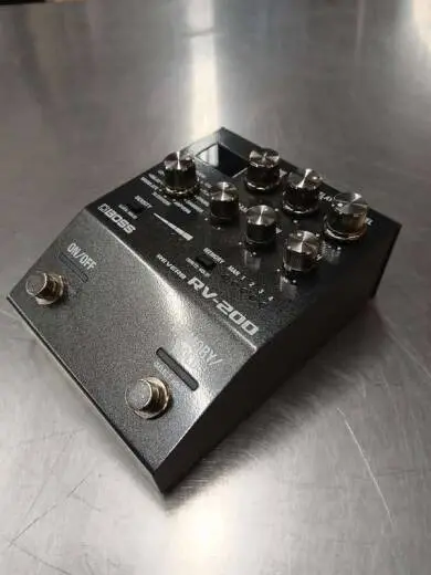 BOSS - RV-200 2