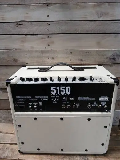EVH - EVH 5150 1x10 Ivory 225-7300-410 2