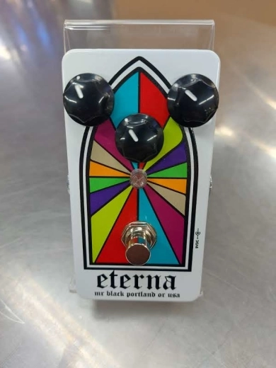 Mr. Black Eterna