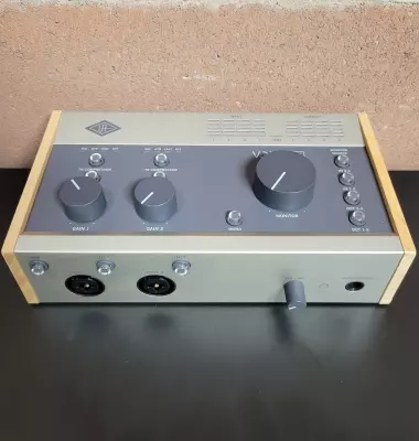 Universal Audio - UA-VOLT476