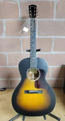 Eastman Grand Concert Acoustic Guitar, Sunburst