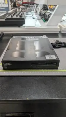 QSC SP4 100 POWER AMP