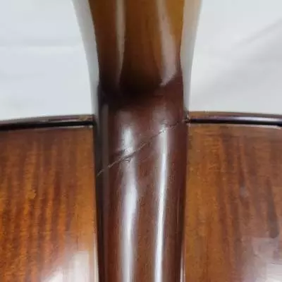 Jeong Hyun Musical Instruments - 3/4 Cello 2