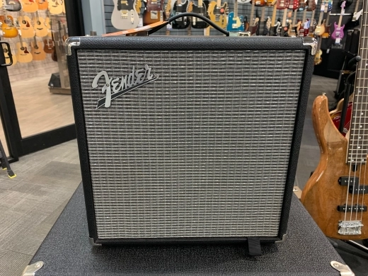 Fender - Rumble 25 - Rumble Series 25 Watt Bass Amp (V3)