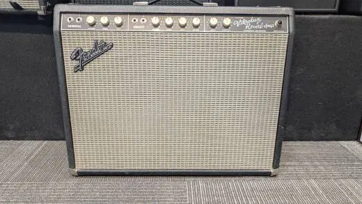 FENDER 68 CUSTOM VIBROLUX REVERB