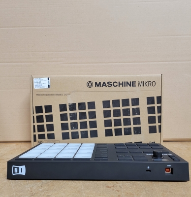 Native Instruments MASCHINE MIKRO MK3 ＋α Native Instruments Maschine Mikro Mk3 |** Studio Economik
