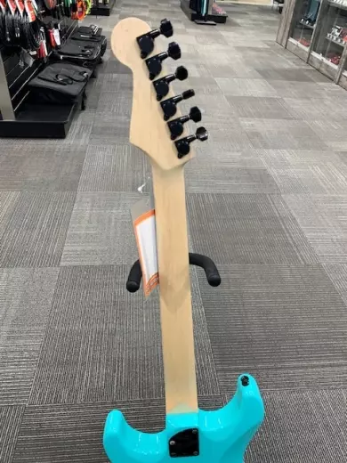 Fender - Limited Edition HM Strat with Rosewood Fingerboard - Ice Blue 5
