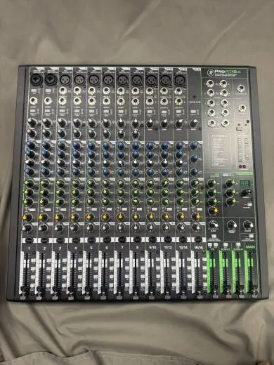 Mackie ProFX16 V3