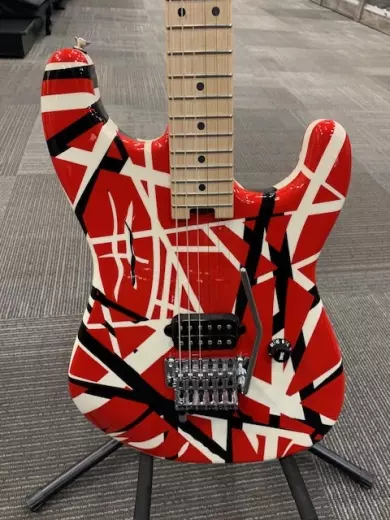 EVH - Stripe Series Electric Guitar - Red/Black/White