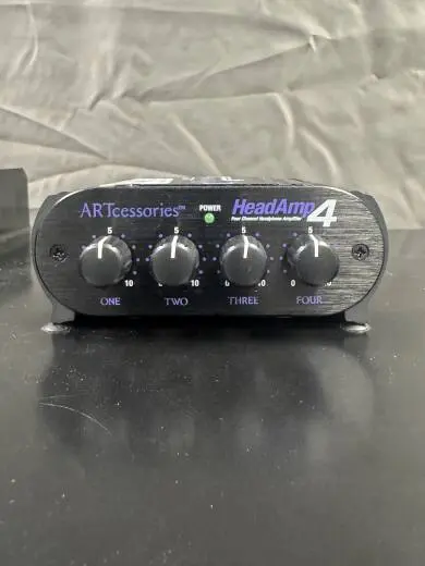 ART Pro Audio - HEADAMP4