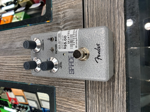 Gear Hunter | Fender -Hammertone Space Delay