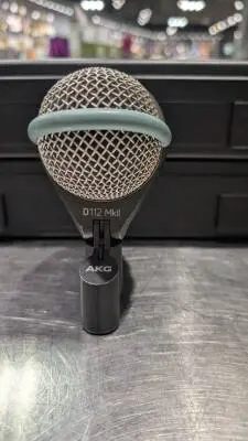 AKG - D112 MKII