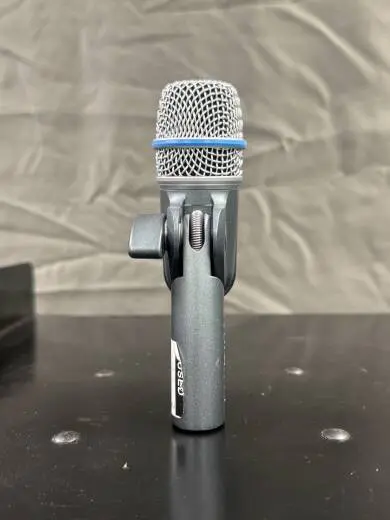 Store Special Product - Shure - BETA56A