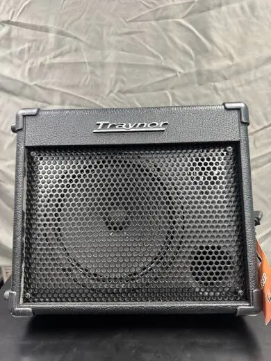 Store Special Product - Traynor - TVM15