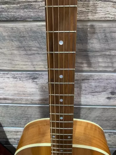 Gibson - J-45 Studio Walnut - Natural 3