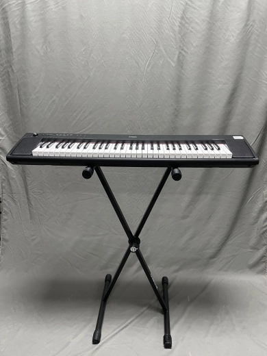 Yamaha - NP12 B
