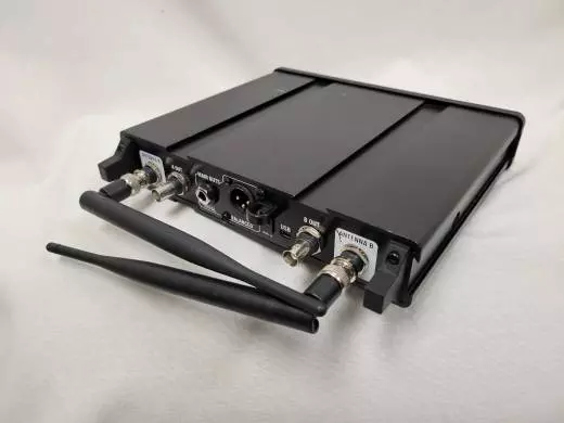 Line 6 - Wireless Headset Microphone System 2