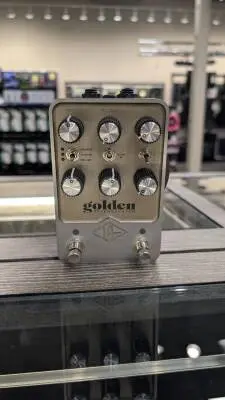 UA GOLDEN REVERB PEDAL