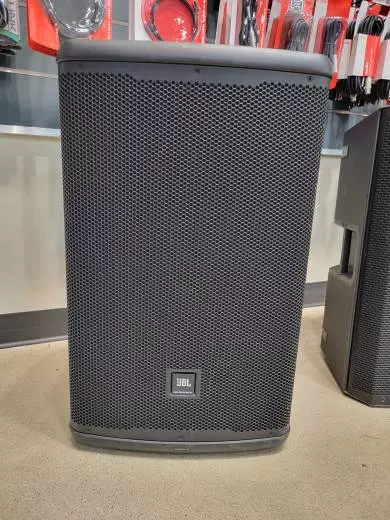 JBL - EON715 Loudspeaker