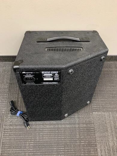 Ampeg - BA-108 - 1x8 Bass Combo 2