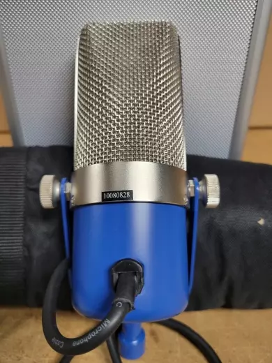 Apex - Ribbon Microphone 210B 2