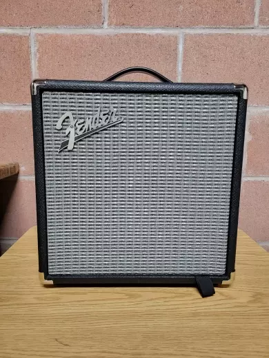 Fender - Rumble 15 V3