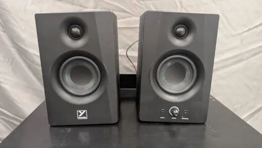 Store Special Product - Yorkville Sound - YSM3BT