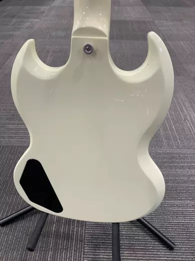 Gibson - SG Standard Electric Guitar with Softshell Case - Classic White 4