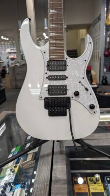 Gear Hunter | IBANEZ RG WHITE