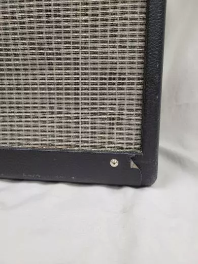 Fender - Blues Junior Guitar Amp 2
