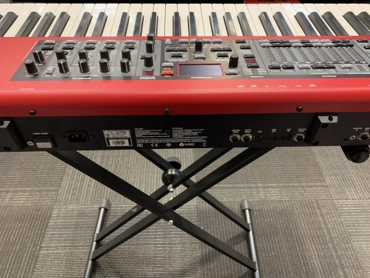 Nord - Electro 5 73-Note Weighted Action Piano 2