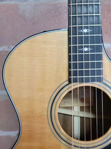 Taylor Guitars - Grand Auditorium 314CE 2