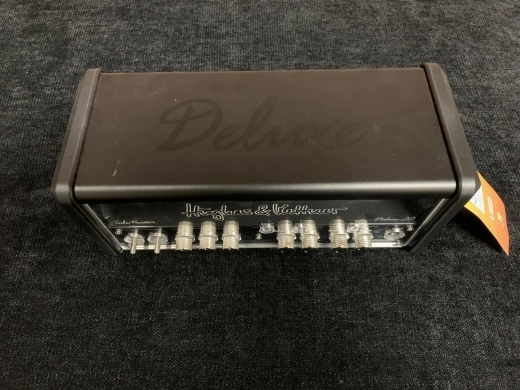 Hughes & Kettner - TubeMeister Deluxe 20 Head 2