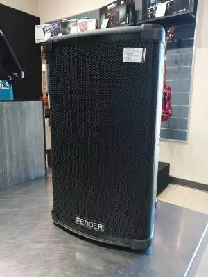 Fender - FIGHTER 10