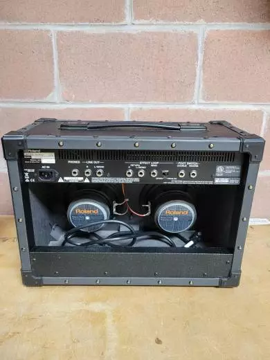 Roland - JC-22 Jazz Chorus Combo Amp 2