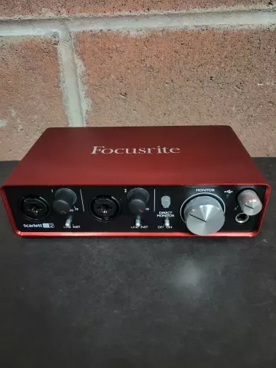 Focusrite - Scarlett 2i2 MK2
