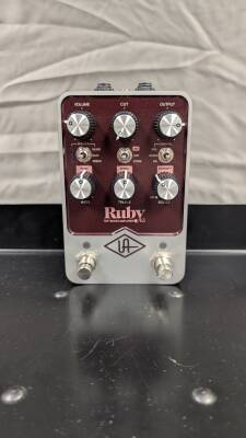Universal Audio UAFX Ruby '63 Top Boost Amplifier Pedal