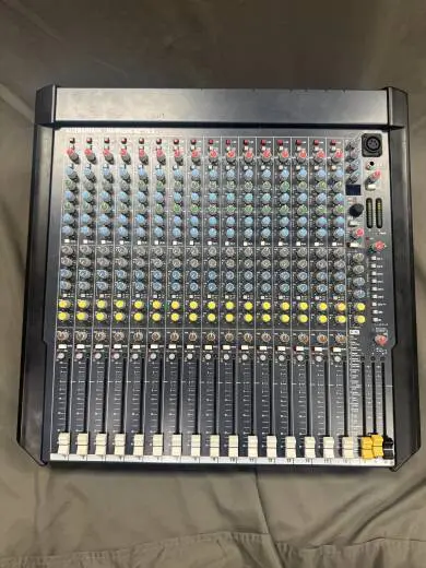 Allen & Heath MixWizard WZ 16:2
