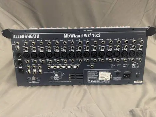 Allen & Heath MixWizard WZ 16:2 2