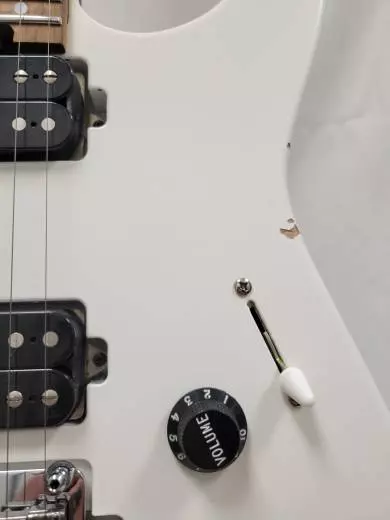 Charvel Guitars - USA Select DK24, Satin White 2