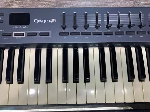 M-Audio - OXYGEN 49 3GEN 2