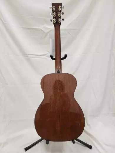 Martin Guitars - 0-18 Standard Series Parlour Acoustic 2