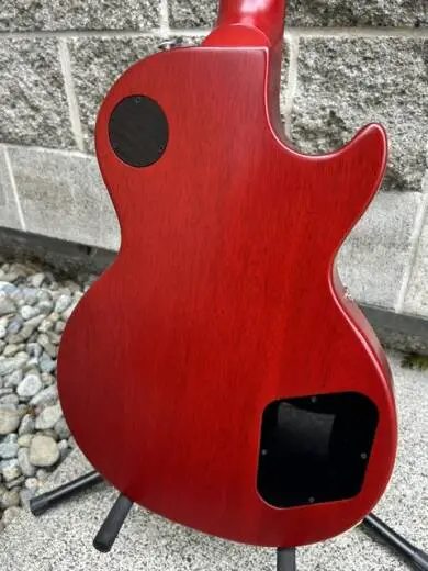 Gibson Les Paul Tribute - Satin Cherry Burst - Left- Handed 2