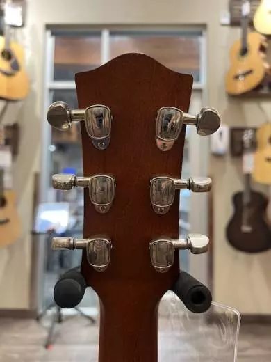 Godin 5th Ave Kingpin P90 LEFT HANDED Cognac Burst 2