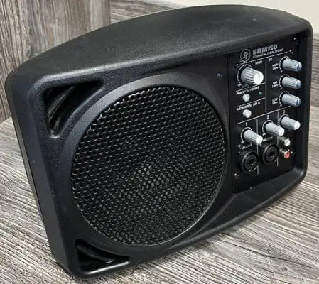 Mackie - SRM150
