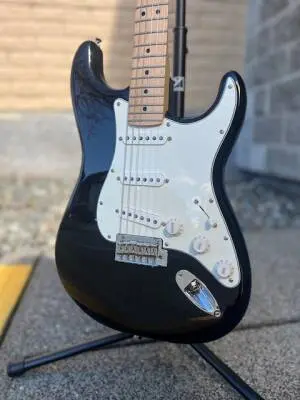 Store Special Product - Fender Player Stratocaster Black
