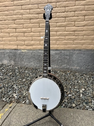 Gold Tone OB-3 Banjo w/ Case
